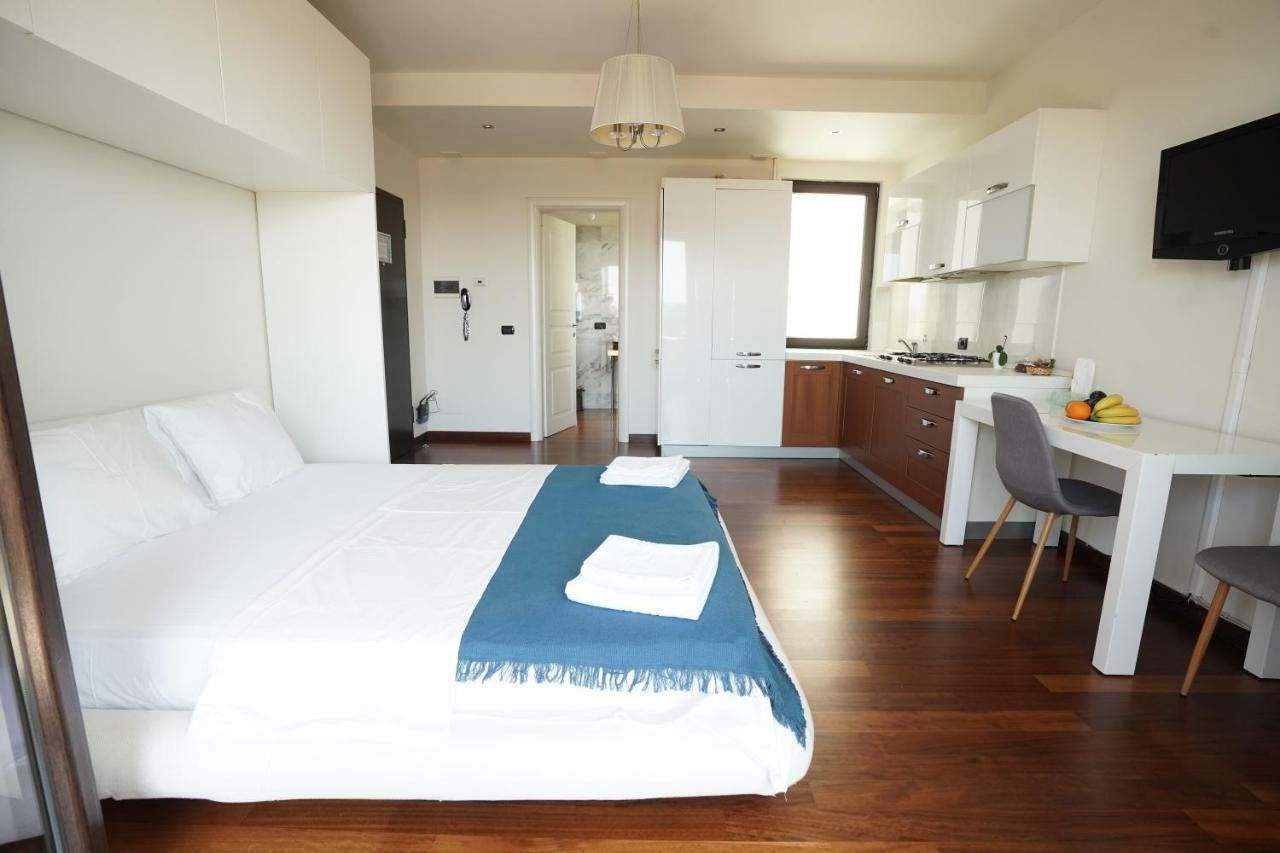 בוקרשט City Center Premium Apartments מראה חיצוני תמונה