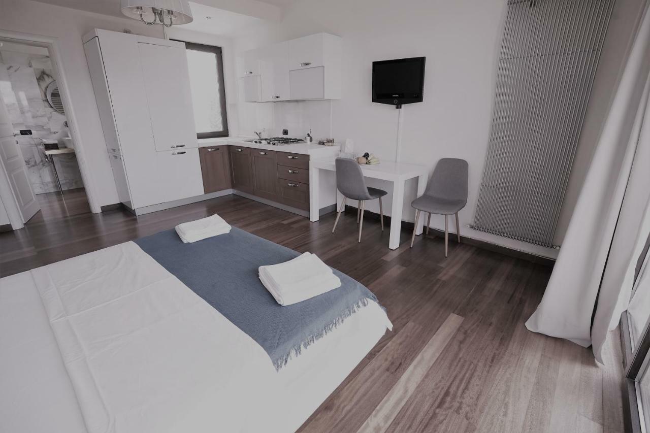 בוקרשט City Center Premium Apartments מראה חיצוני תמונה