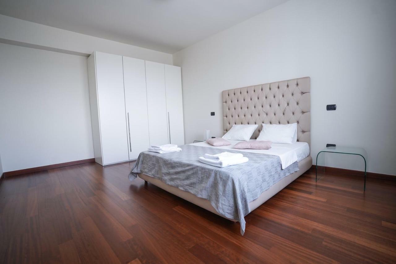 בוקרשט City Center Premium Apartments מראה חיצוני תמונה
